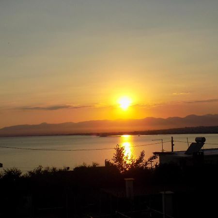Coastal Haven Apartment กาลามาตา ภายนอก รูปภาพ